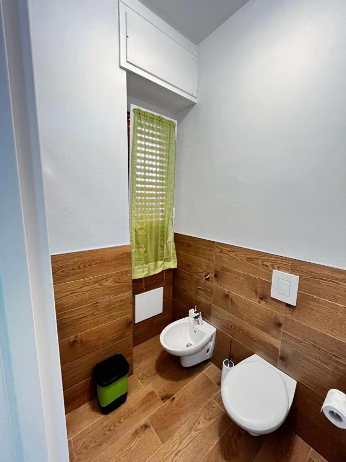 סאסארי Brigata Rooms מראה חיצוני תמונה