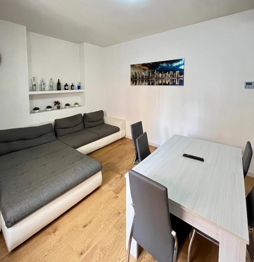 סאסארי Brigata Rooms מראה חיצוני תמונה